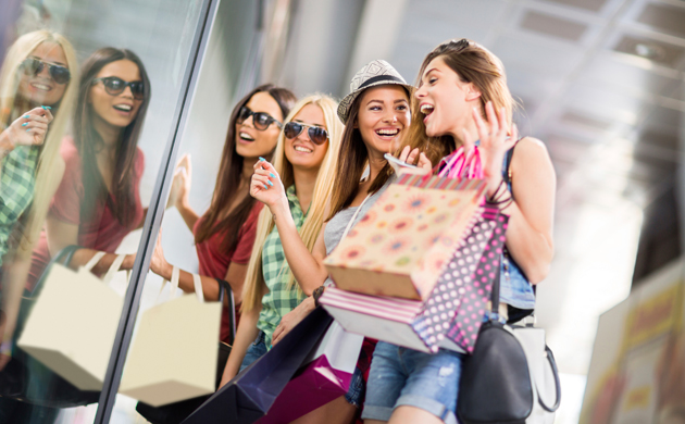 Prêt-à-porter féminin : quels sont les moyens de communication les plus efficaces ?
